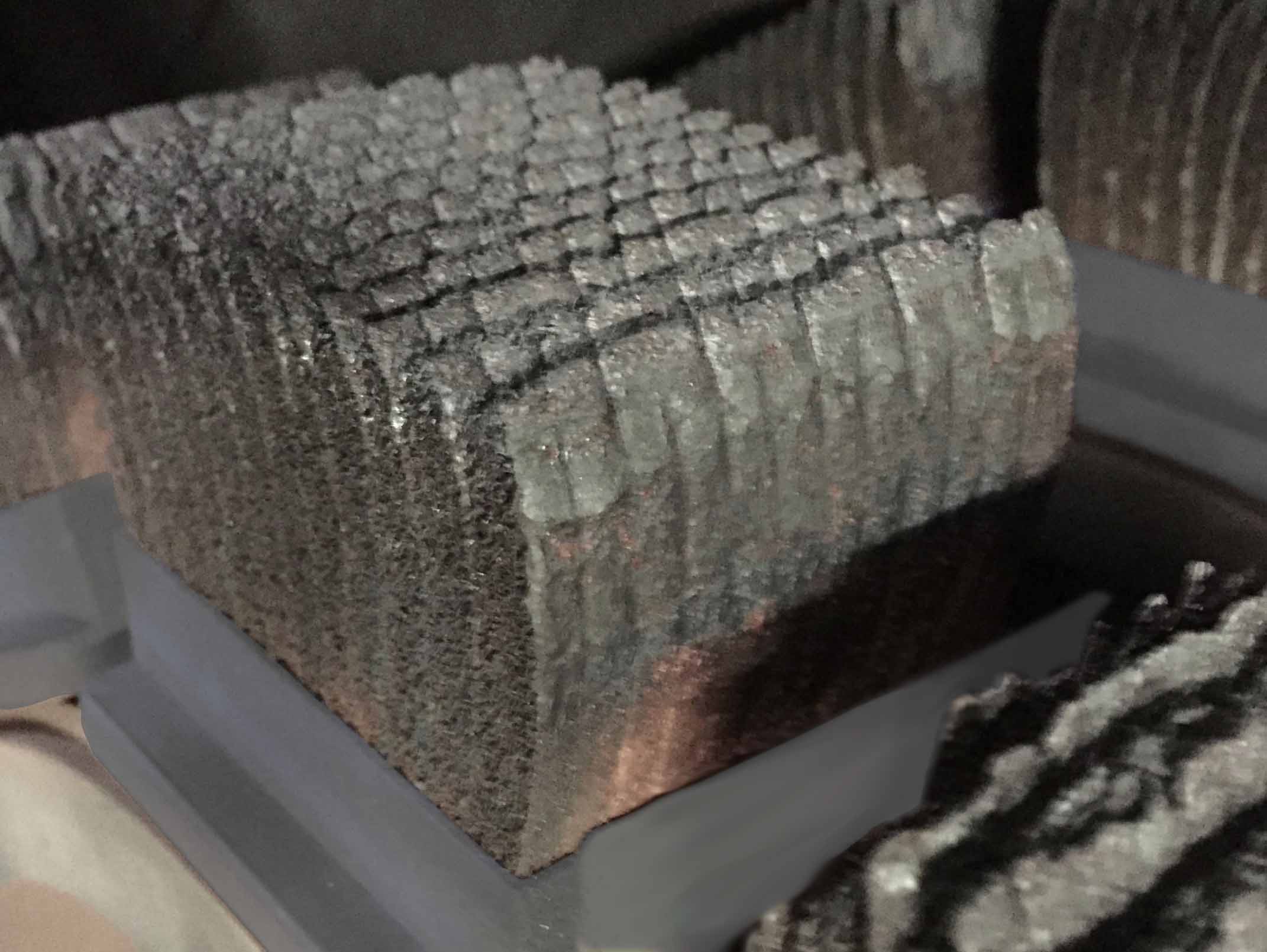 eisenblock aus dem bleche gewalzt werden